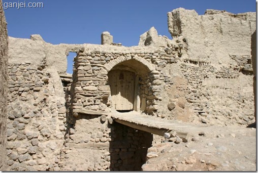 قلعه باستانی ایزدخواست